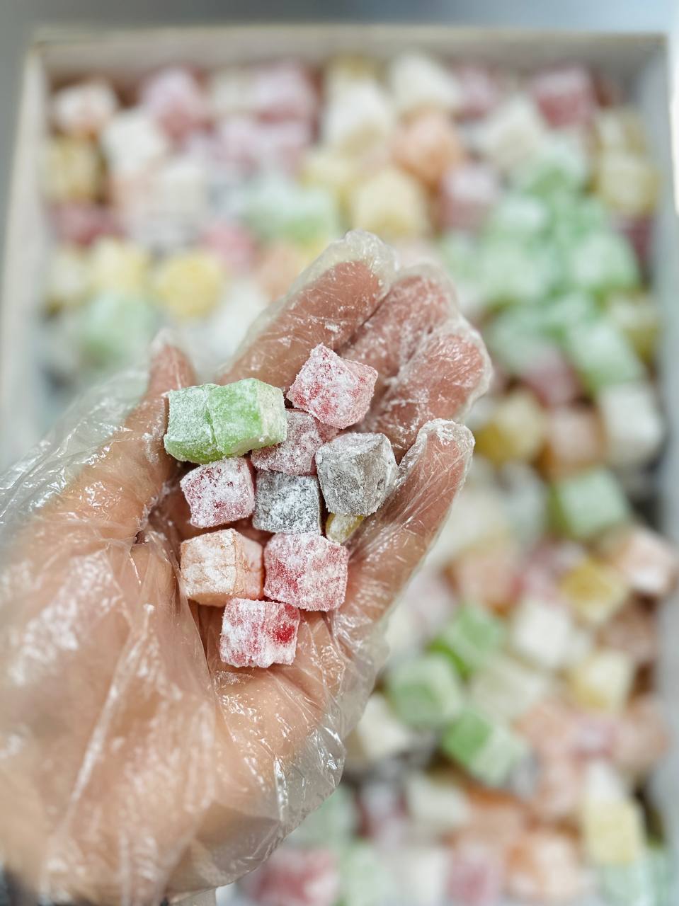 تصویر لوکوم میوه ای 